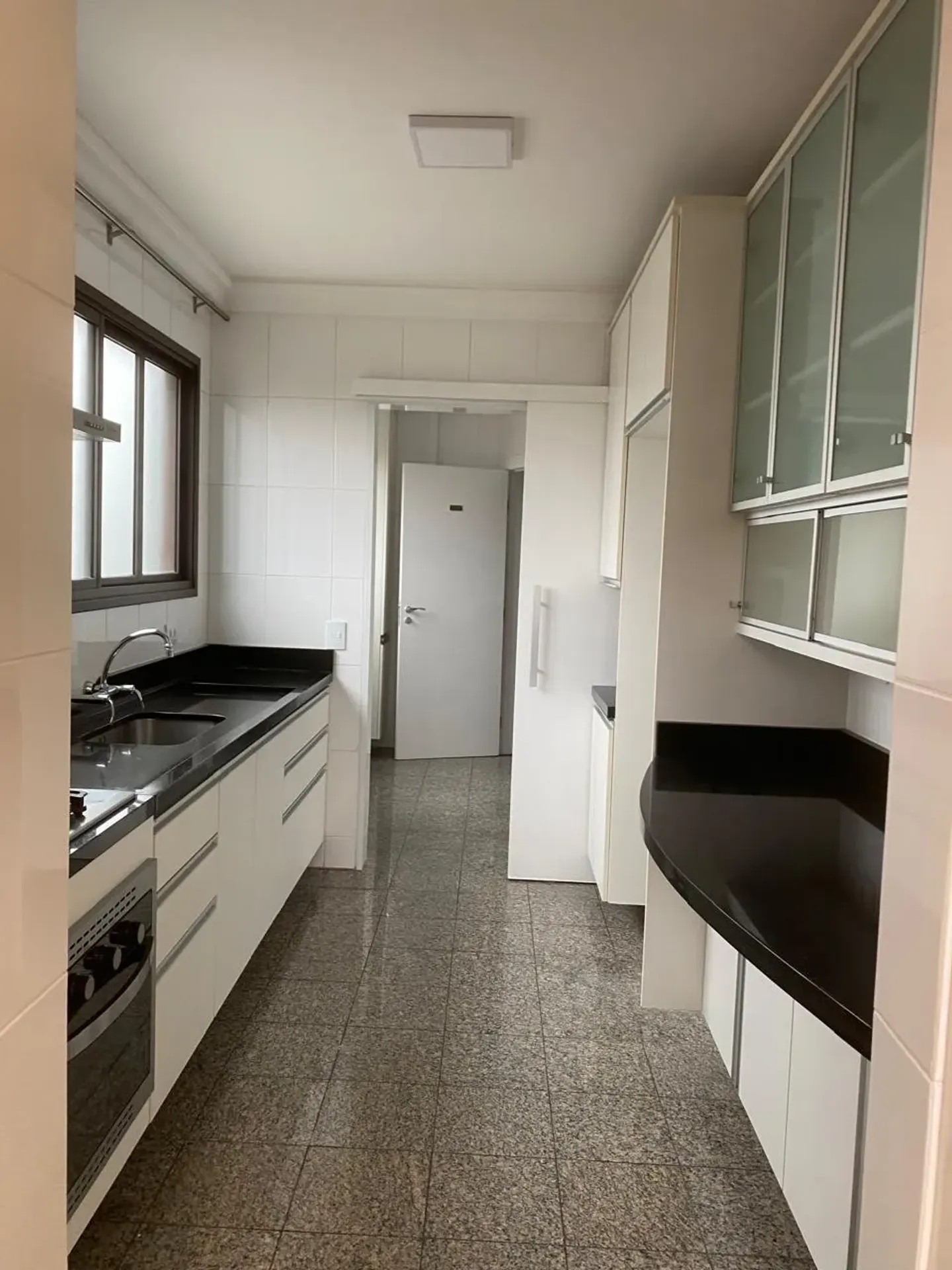 Apartamento para aluguel com 165 m², 3 quartos e 4 banheiros — photo 28