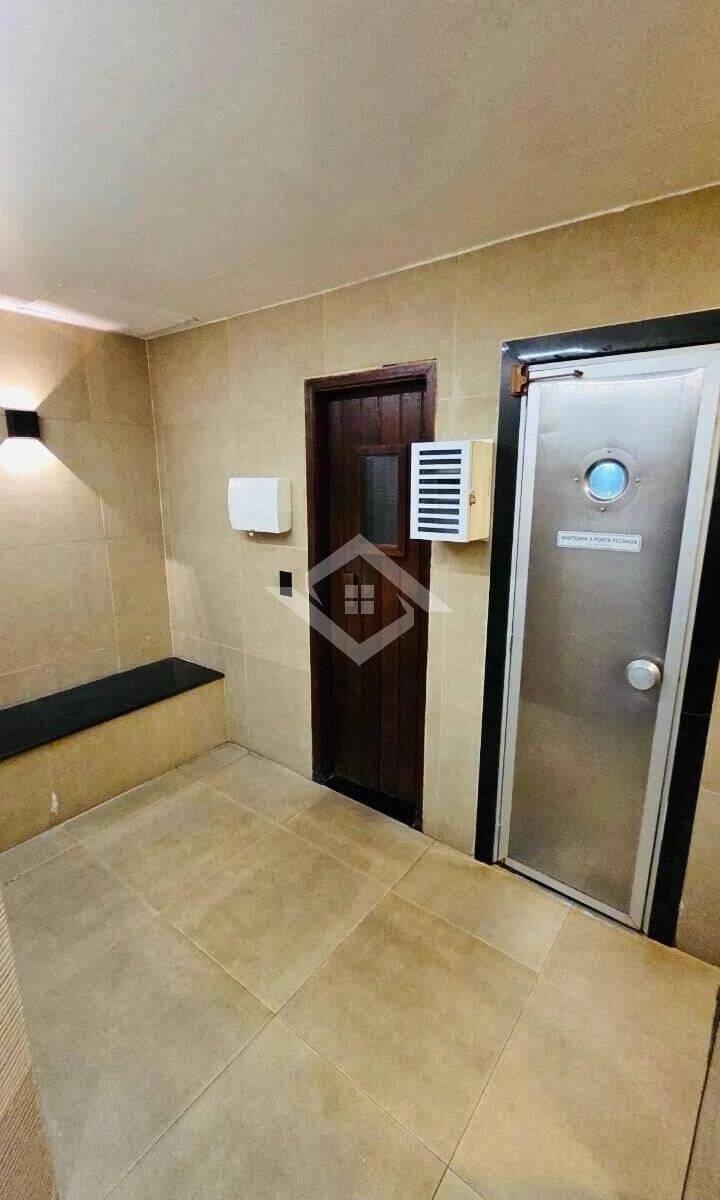 Mountain view in a 2-bedroom apartment, 74 m² — photo 19