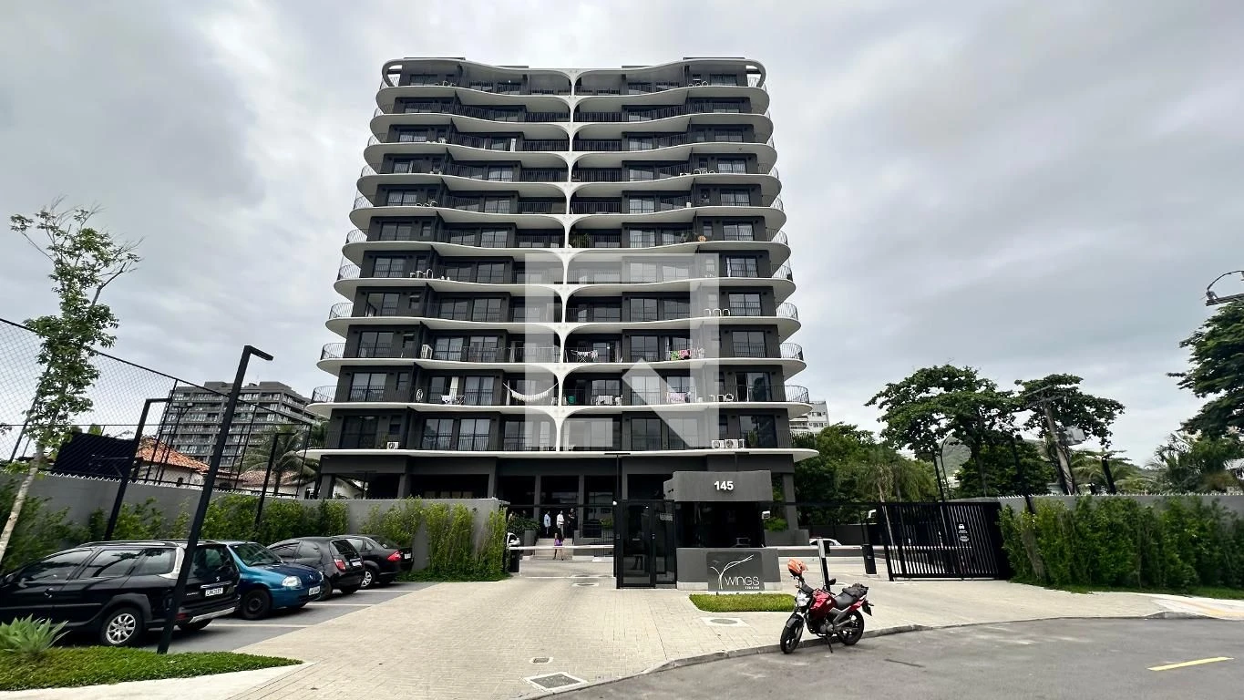 Квартира з 3 спальнями, 1 паркомісцем і басейном — photo 50