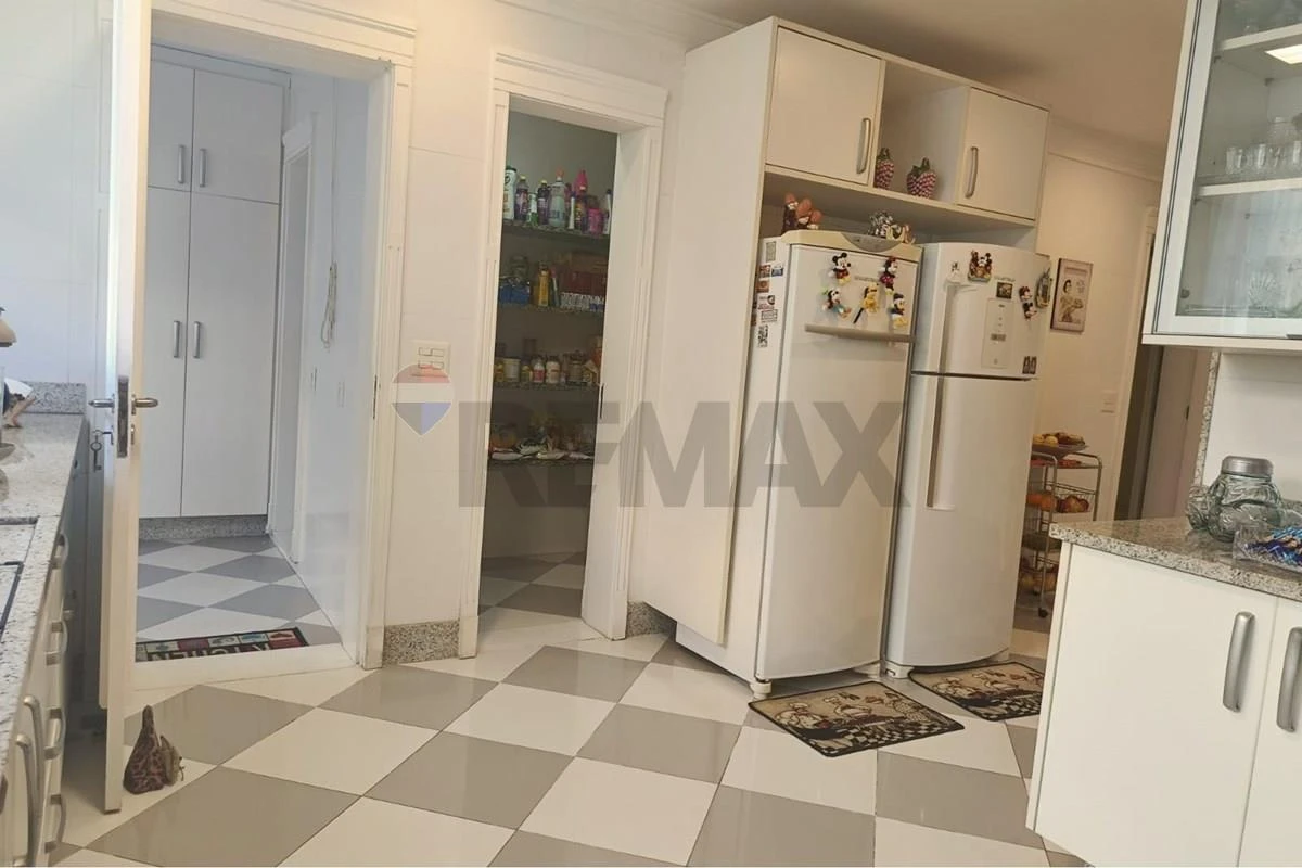 Furnished house with private garden and 5 parking spots — photo 41