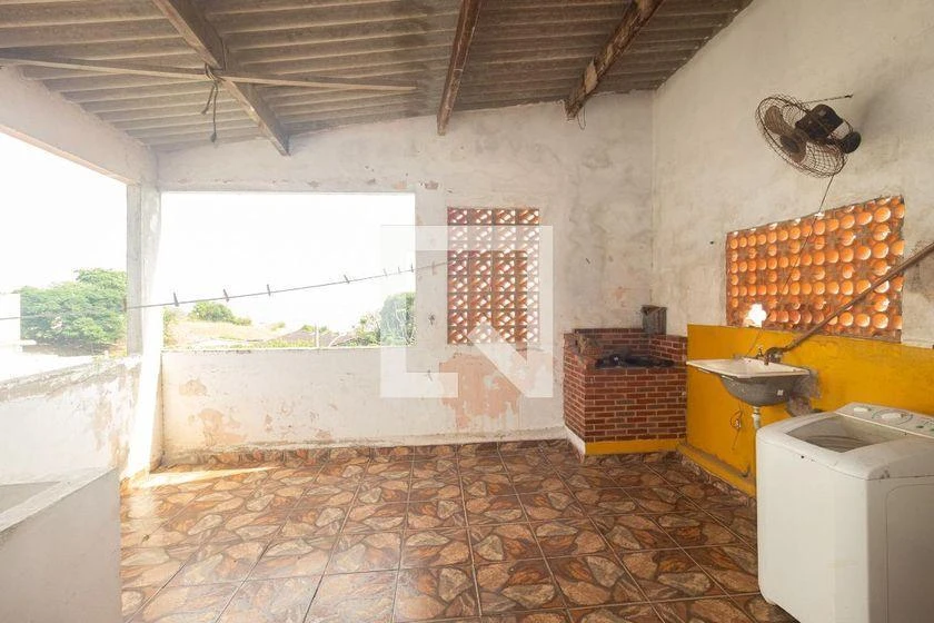 Furnished 1-bedroom house with 57 m² and no parking — photo 14