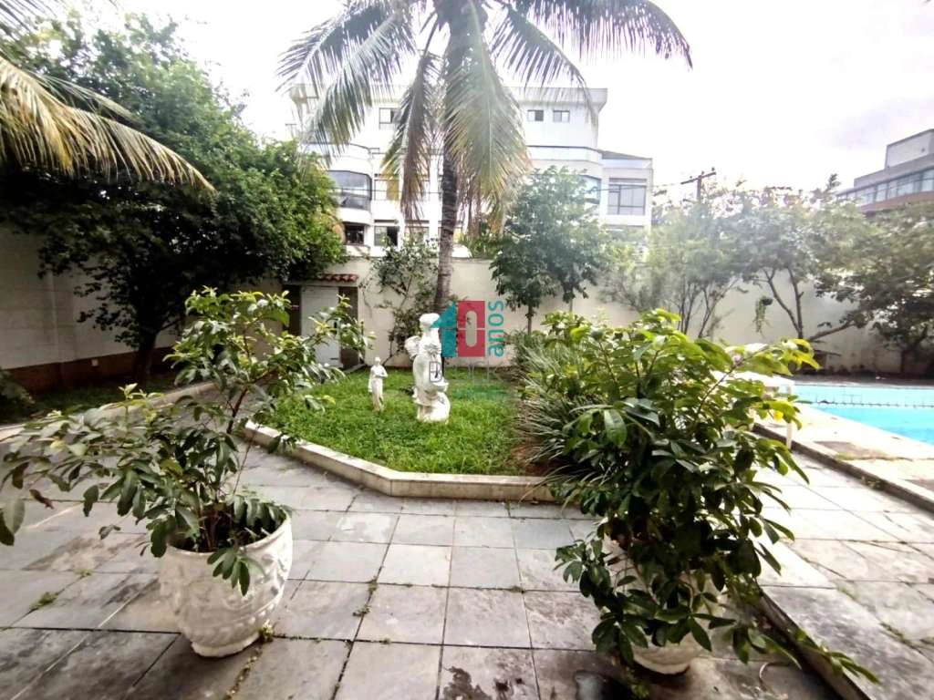 Street house 445 m² with 4 bedrooms and 1 en-suite — photo 26