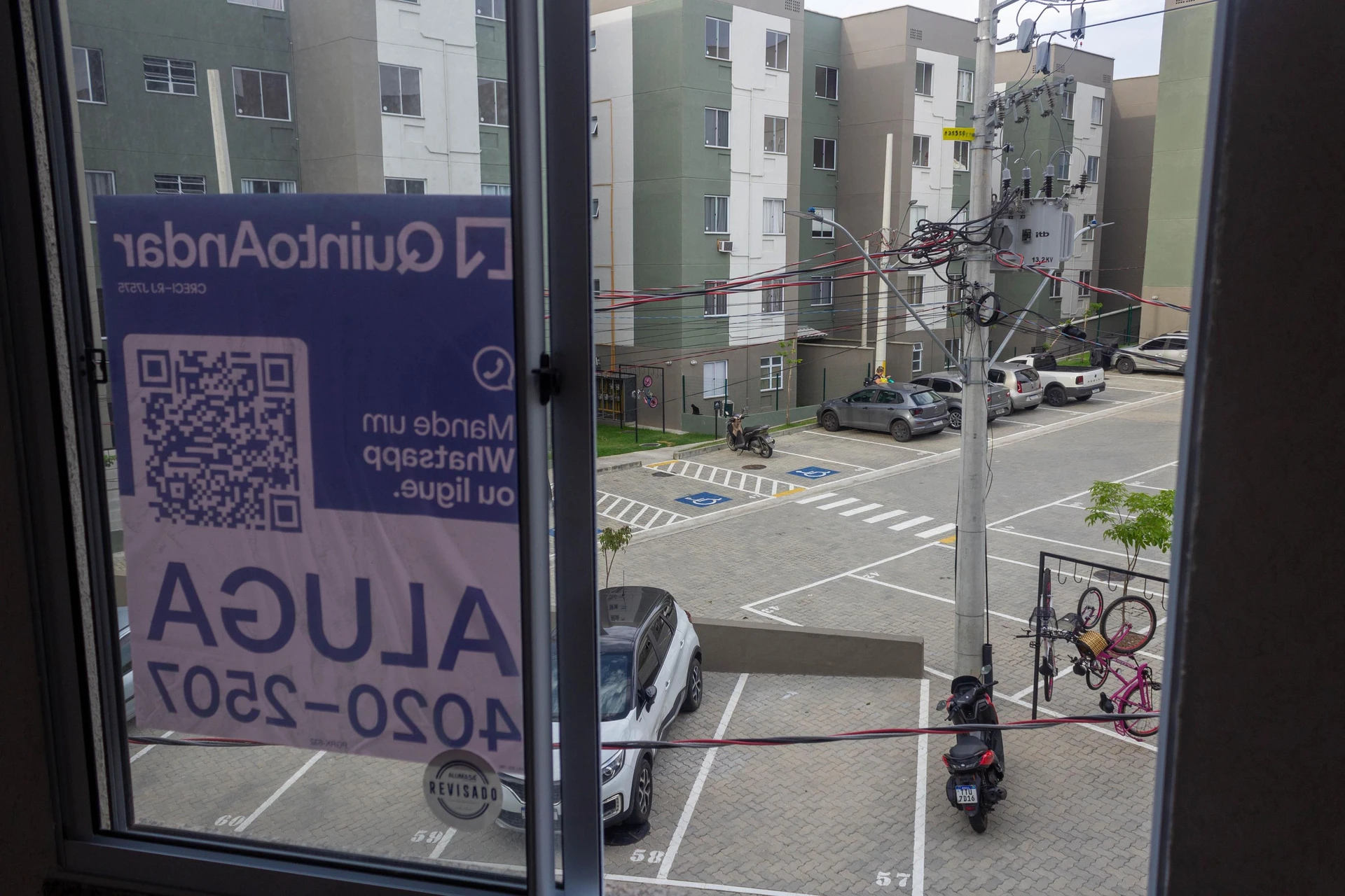 Apartamento de 2 quartos em condomínio com piscina — photo 47