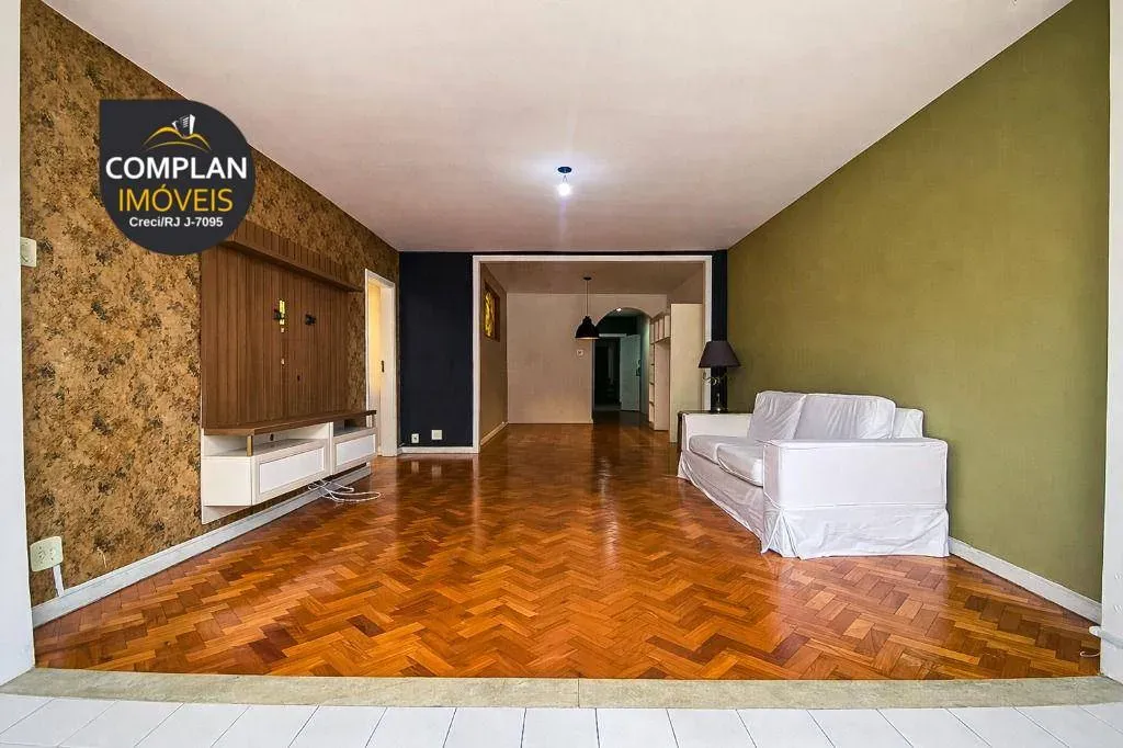 Apartamento com 3 quartos e armários embutidos — photo 15