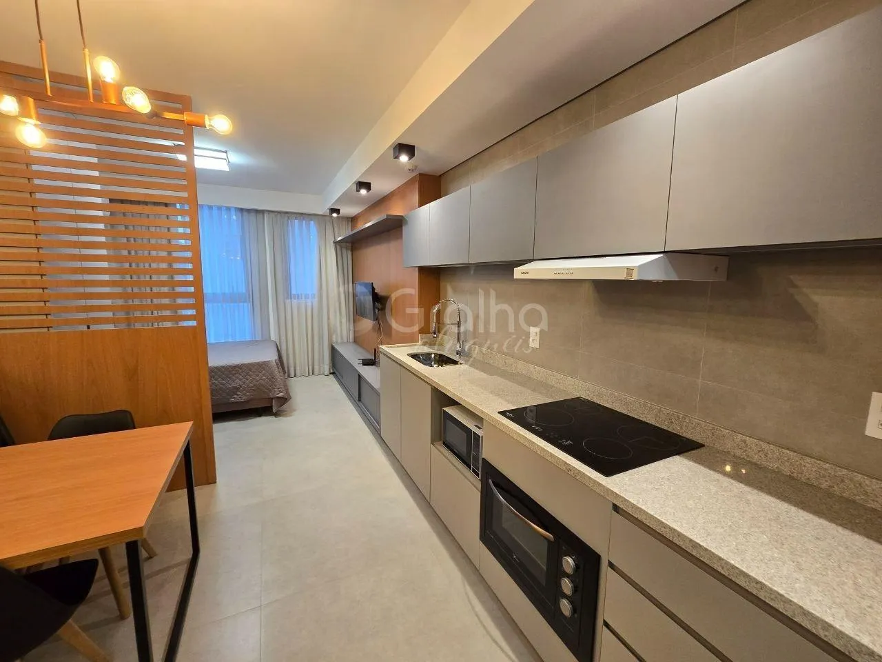 Furnished studio with 1 bedroom and 1 bathroom