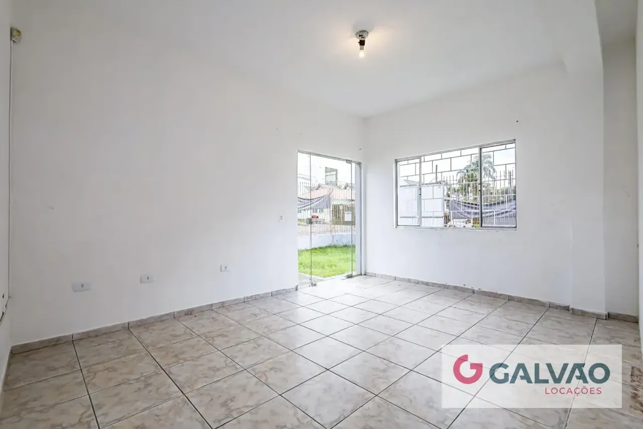 Unfurnished house with 3 bedrooms and 2 bathrooms — photo 7