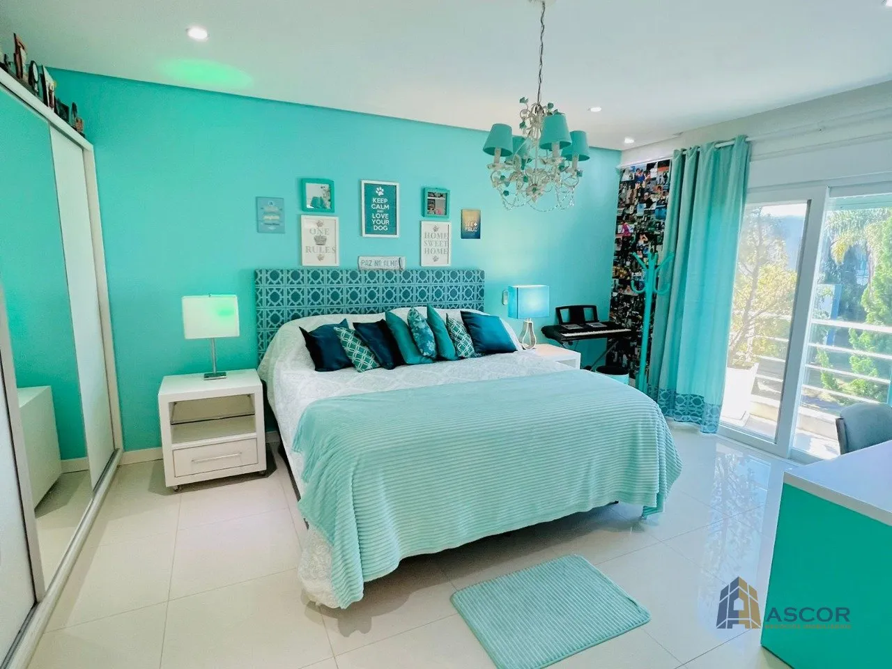 Furnished house with 7 bedrooms and open kitchen — photo 41