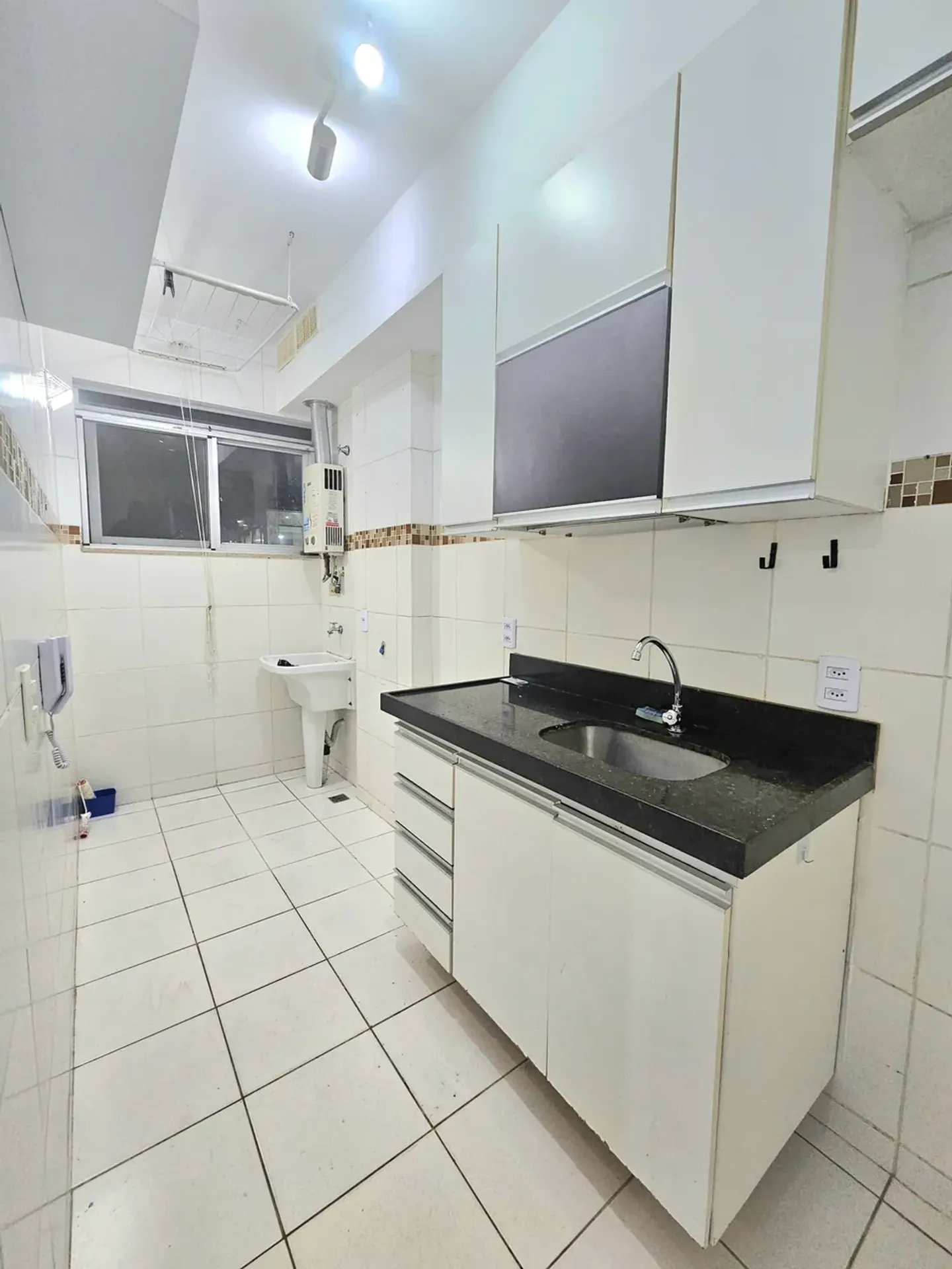 Apartamento térreo com 2 quartos e 1 vaga — photo 29