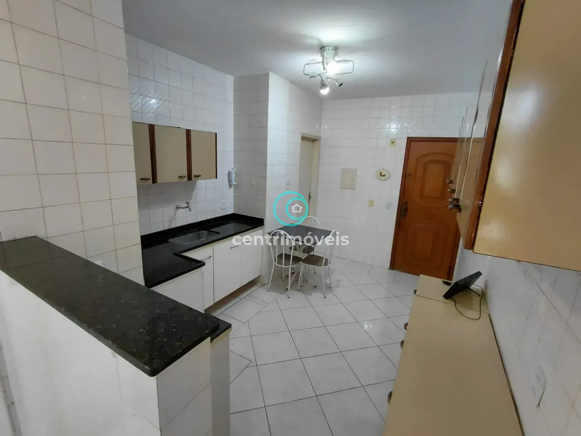 Rental apartment with 2 bedrooms, 2 baths and a balcony — photo 33
