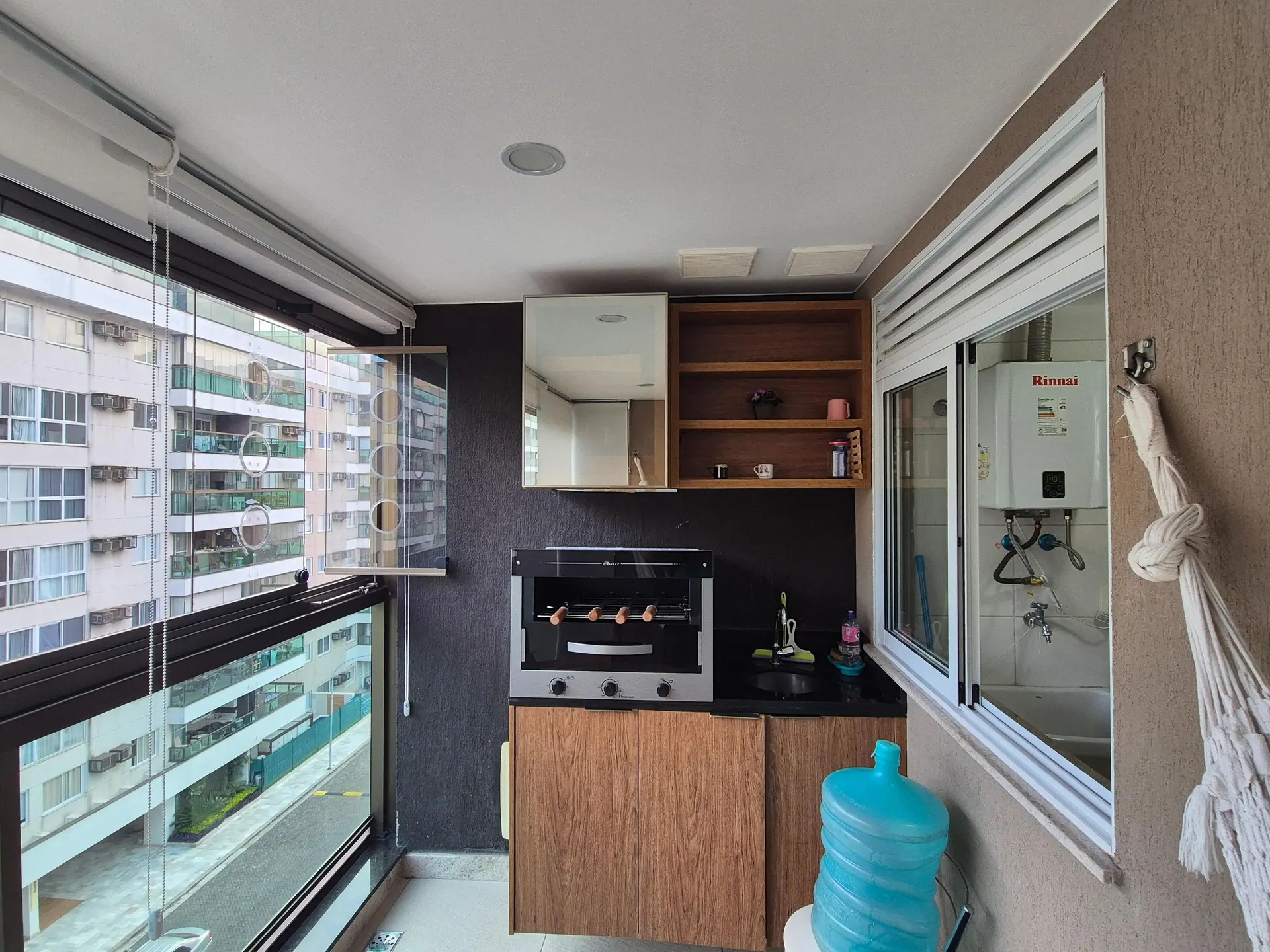 Apartamento mobiliado de 2 quartos com varanda — photo 3
