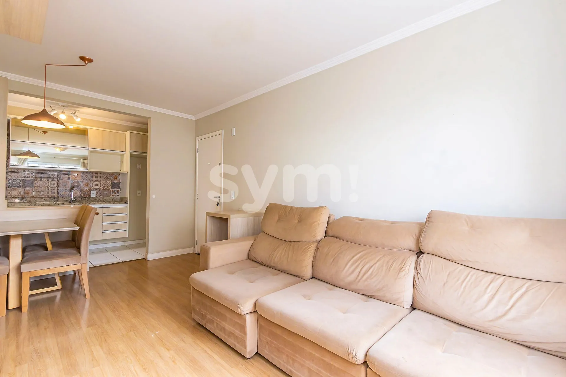 Apartment, 68 m², with wood or laminate floors — photo 5