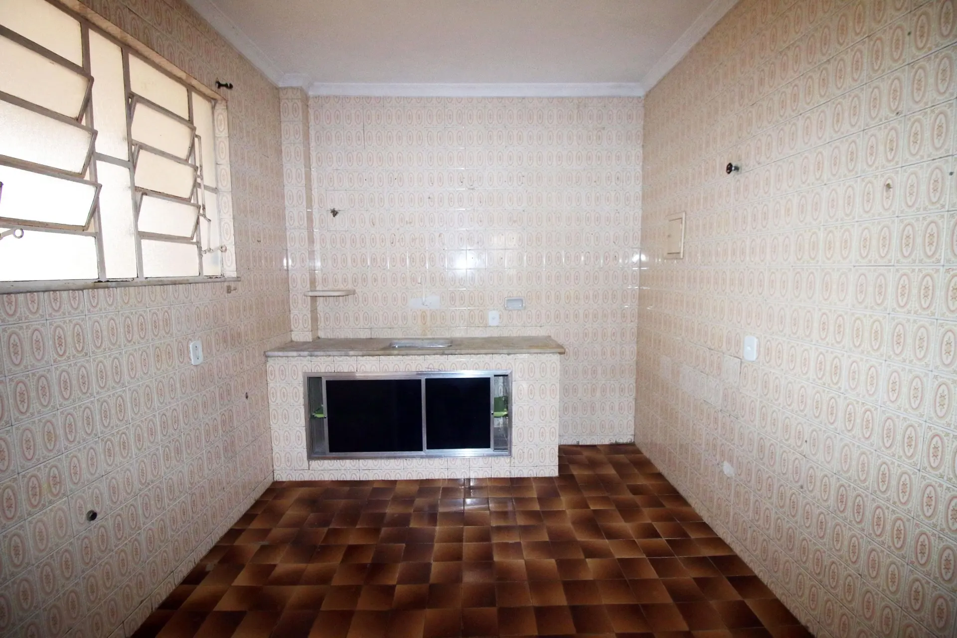 Rental apartment with 2 bedrooms and a private garden — photo 12
