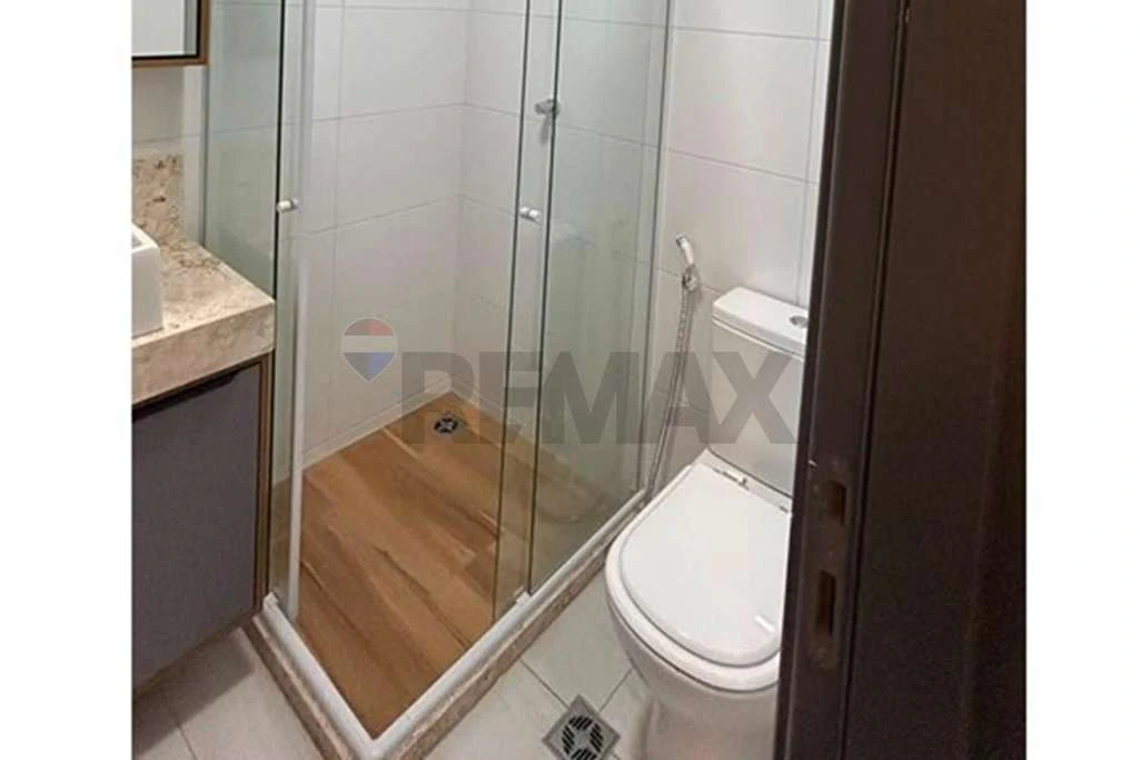 67 m² unfurnished 2-bedroom apartment with suite bath — photo 4