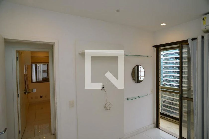 3-bedroom apartment with a water view — photo 35