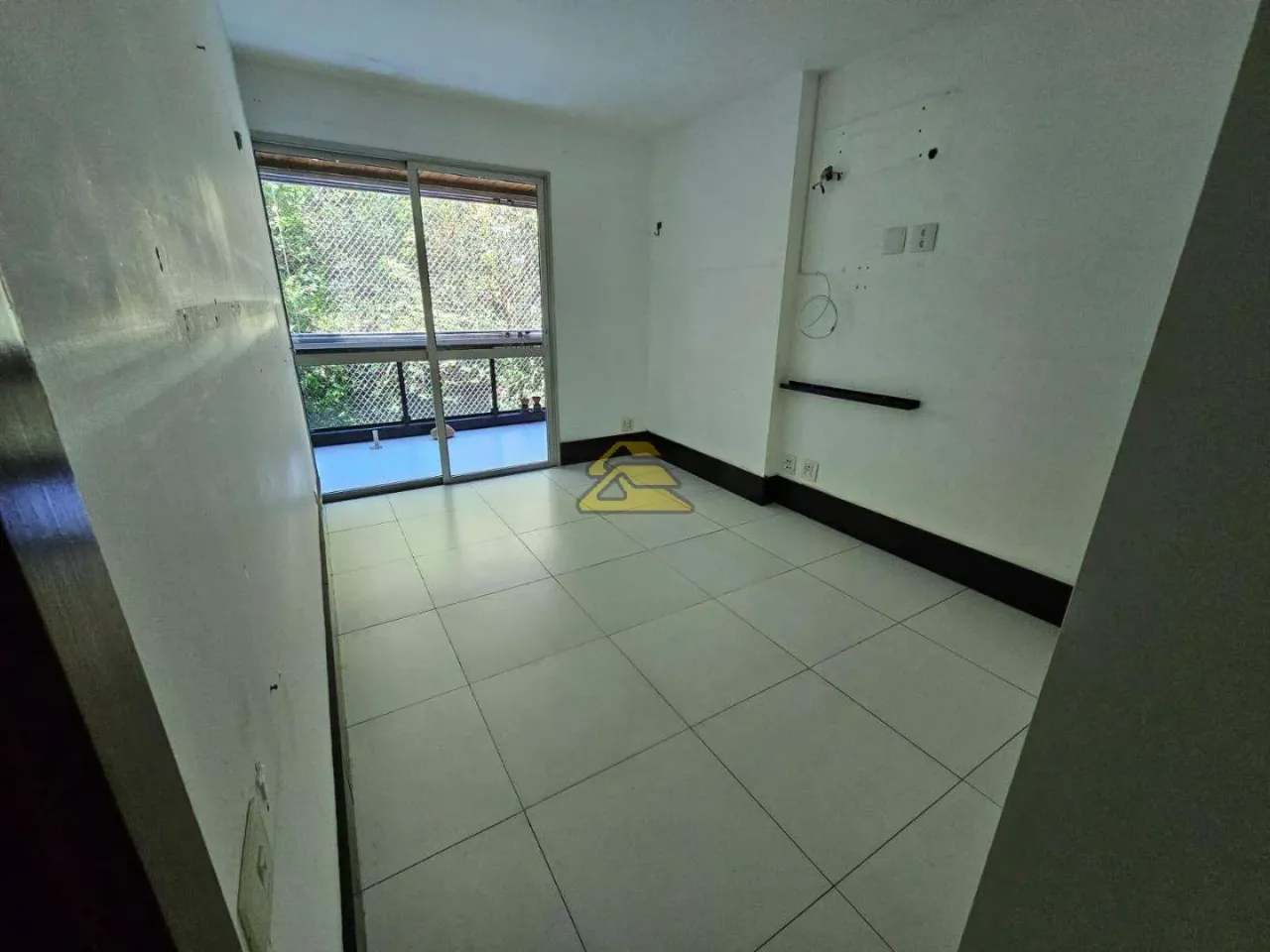 3-bedroom apartment with 3 suites and 2 parking spaces — photo 4
