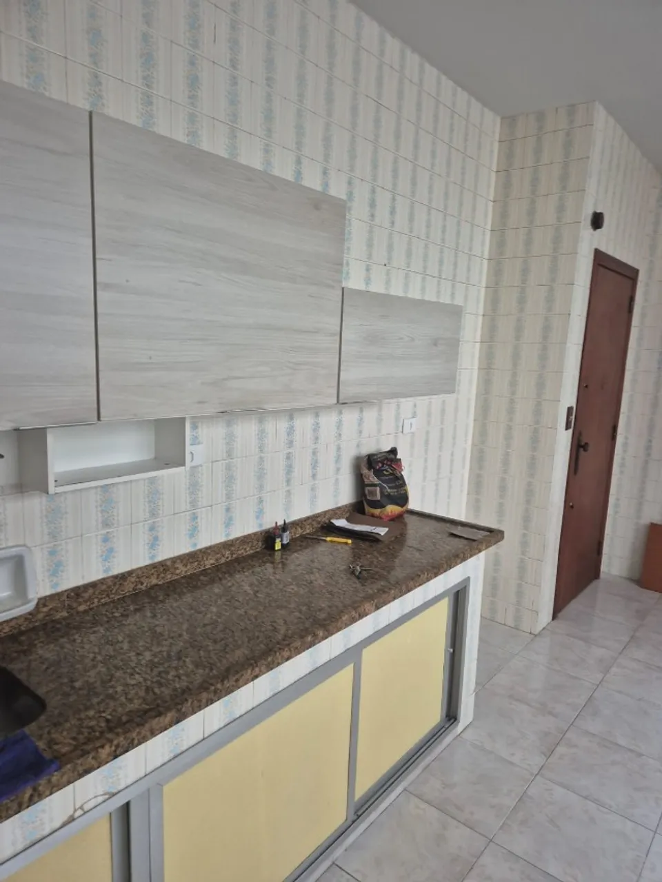 Unfurnished apartment with 3 bedrooms and 3 bathrooms — photo 8