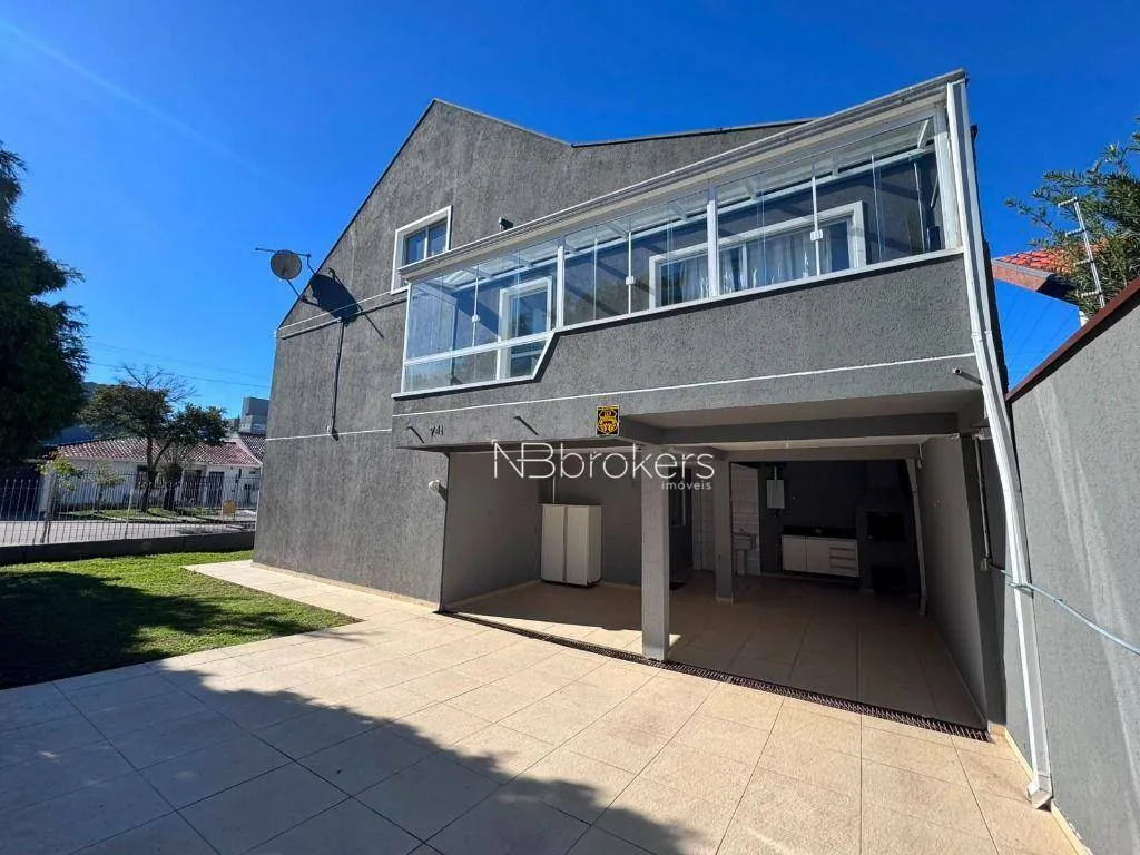 Furnished house, 180 m², with a bathtub — photo 28