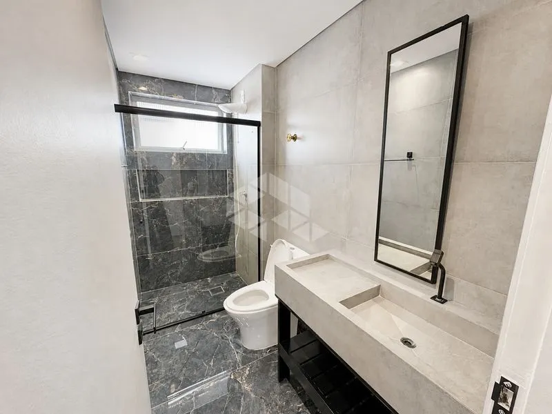 Apartment, 140 m², with wood or laminate floors — photo 21