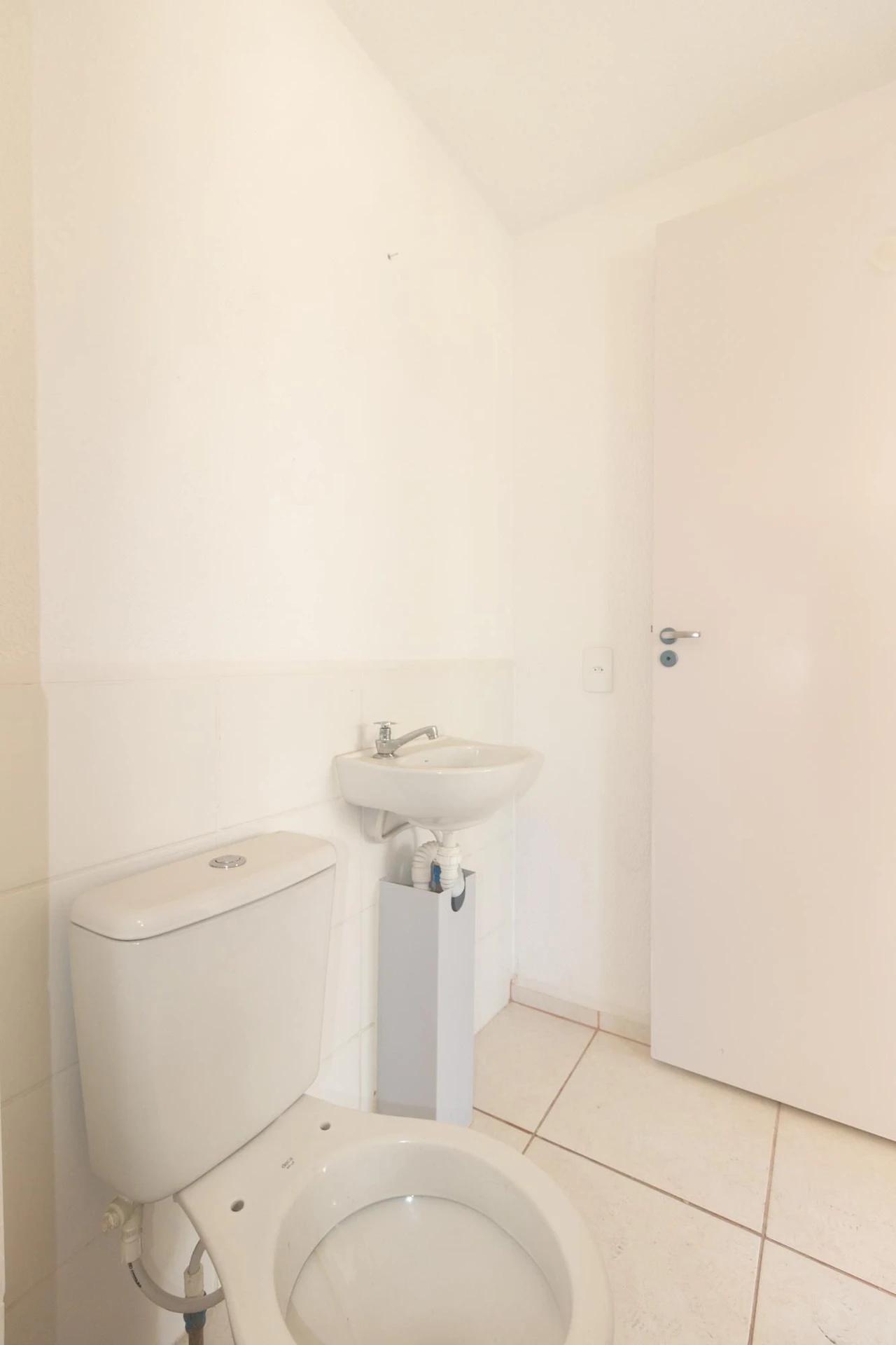 Apartamento com 2 quartos e piscina no condomínio — photo 33