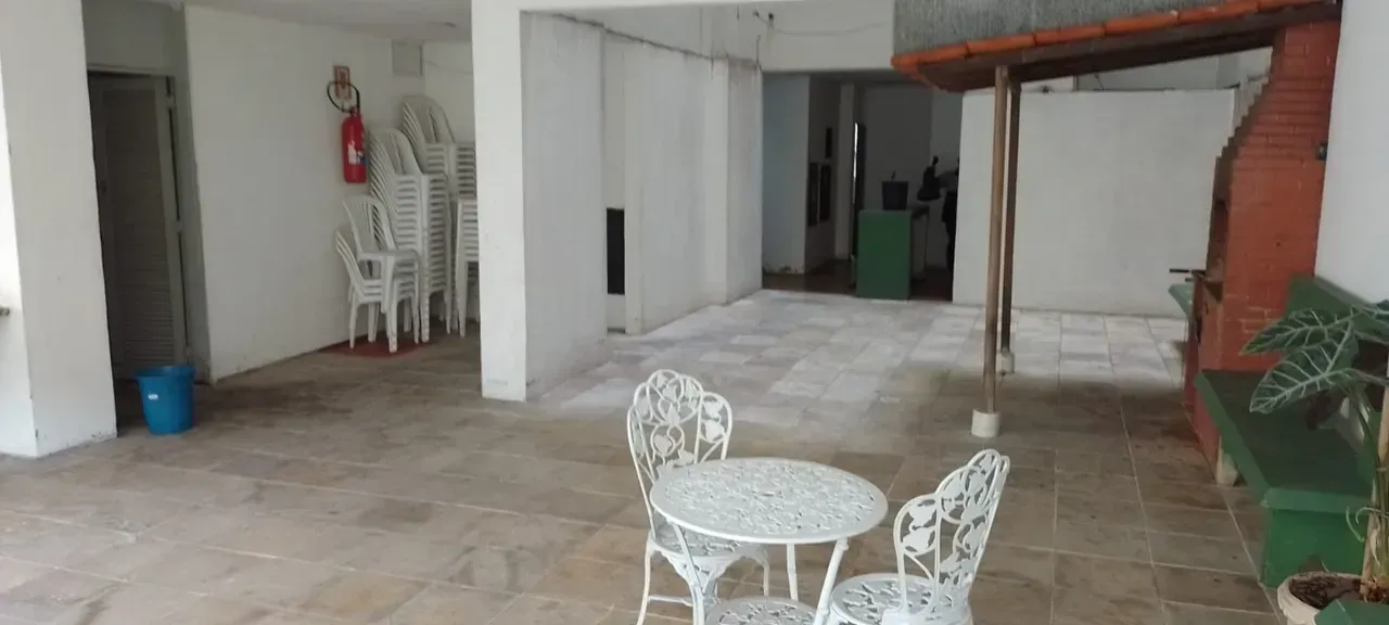 Furnished apartment with 3 bedrooms and 2 bathrooms — photo 19