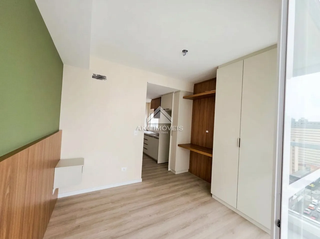 Apartamento de 1 dormitorio de 27 m² con balcón y parking — photo 6