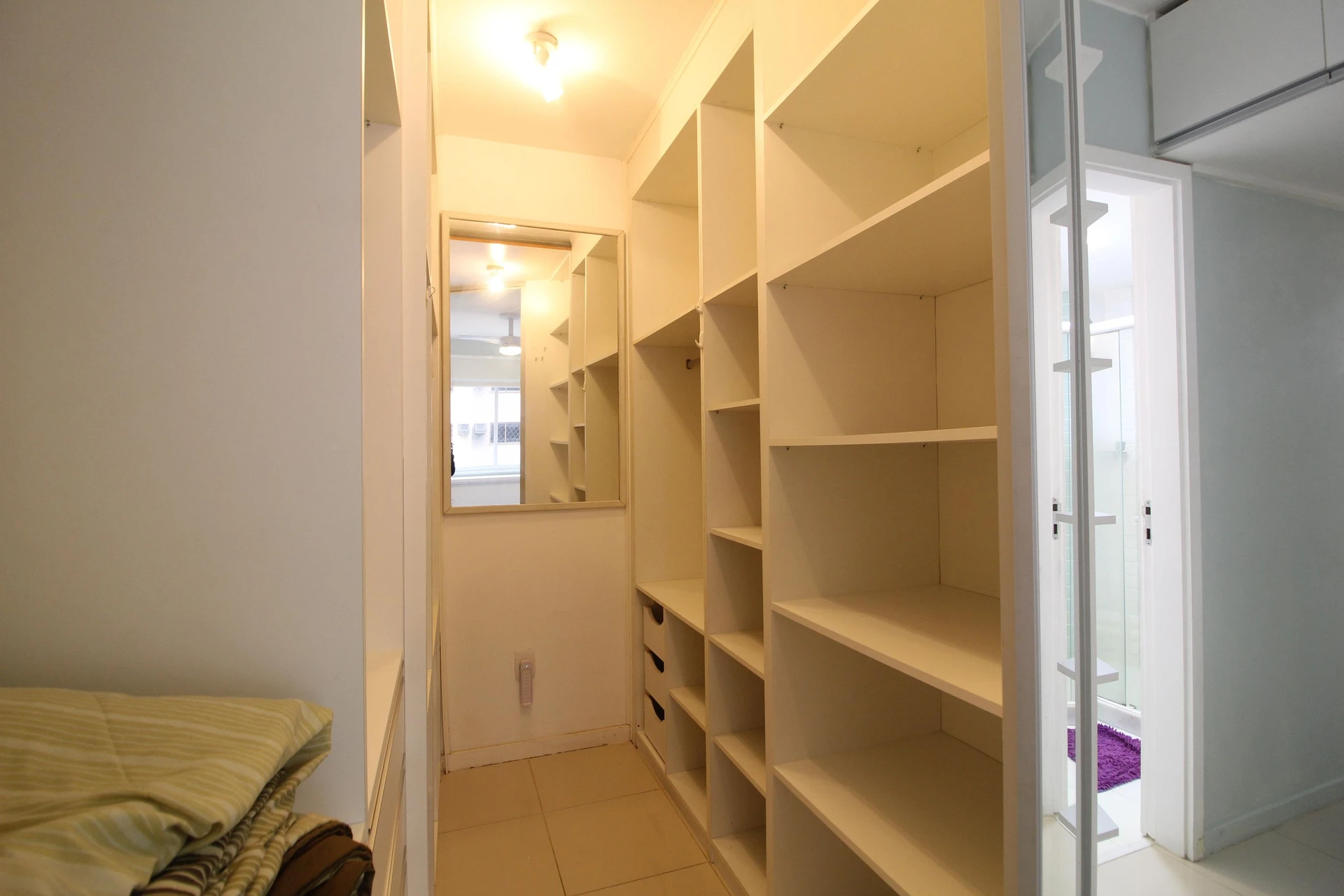 Furnished 3-bedroom apartment with 2 bathrooms — photo 19