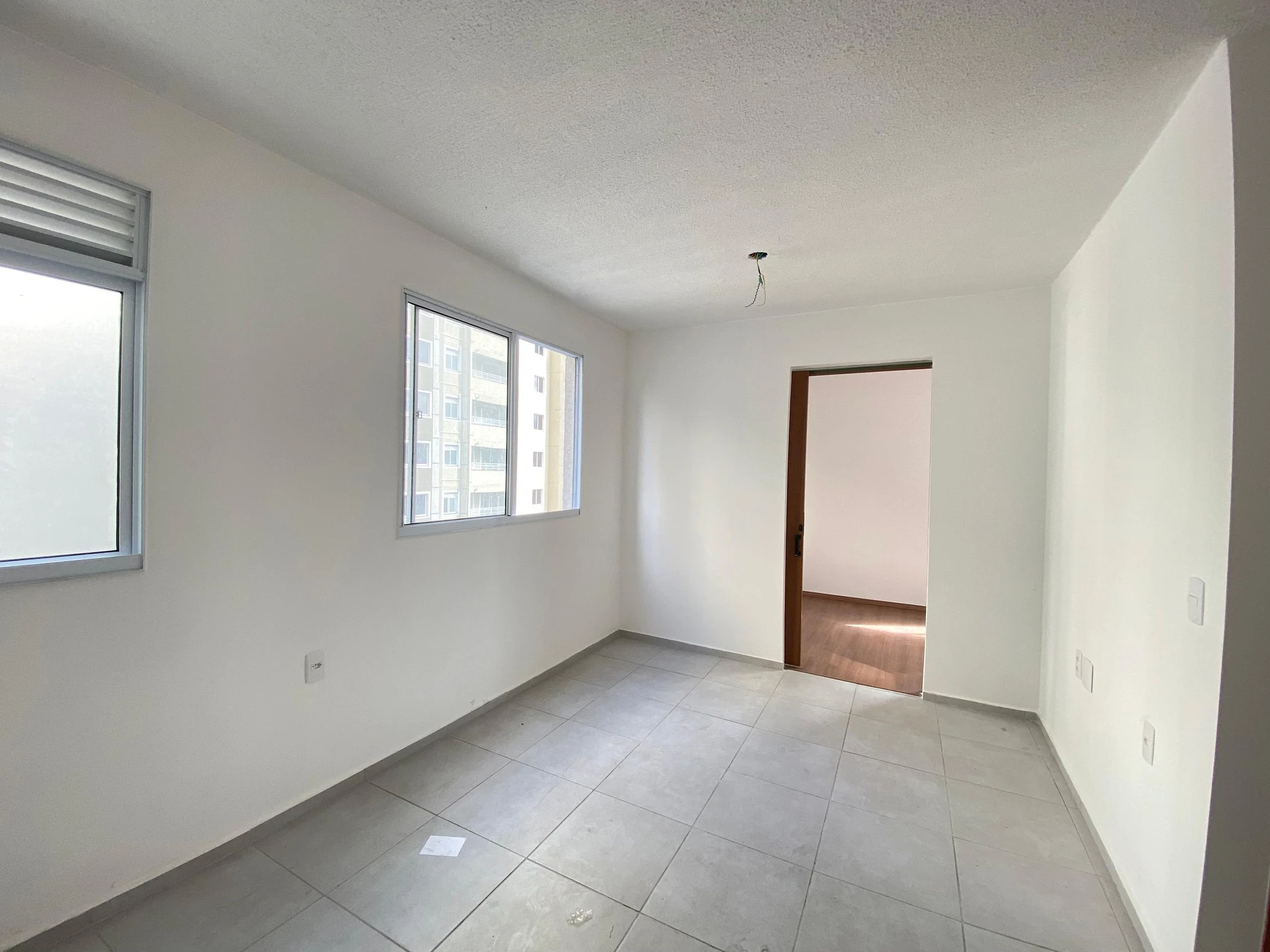 One-bedroom apartment with a grill on the balcony — photo 24