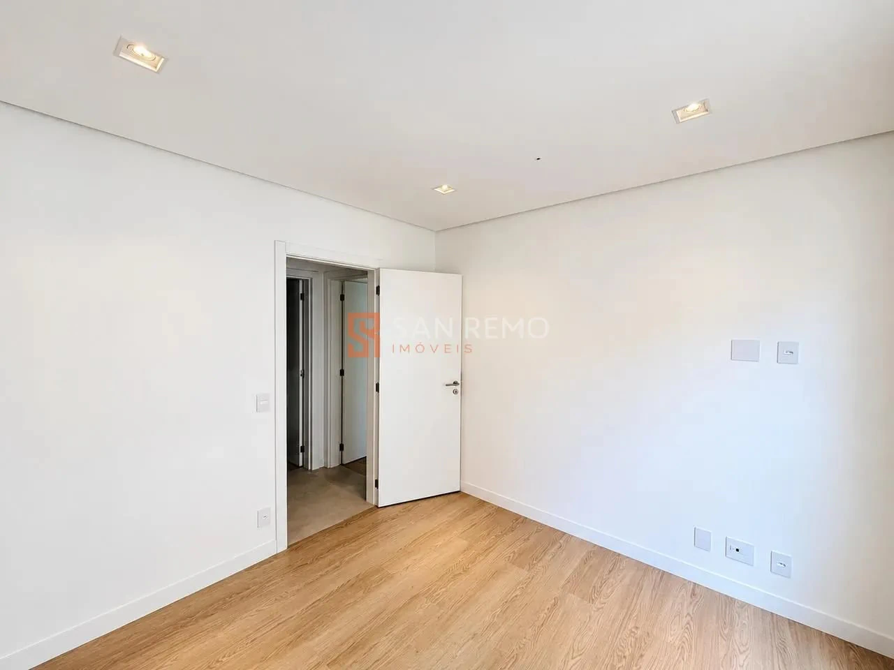 Departamento de 2 dormitorios en edificio con piscina — photo 9