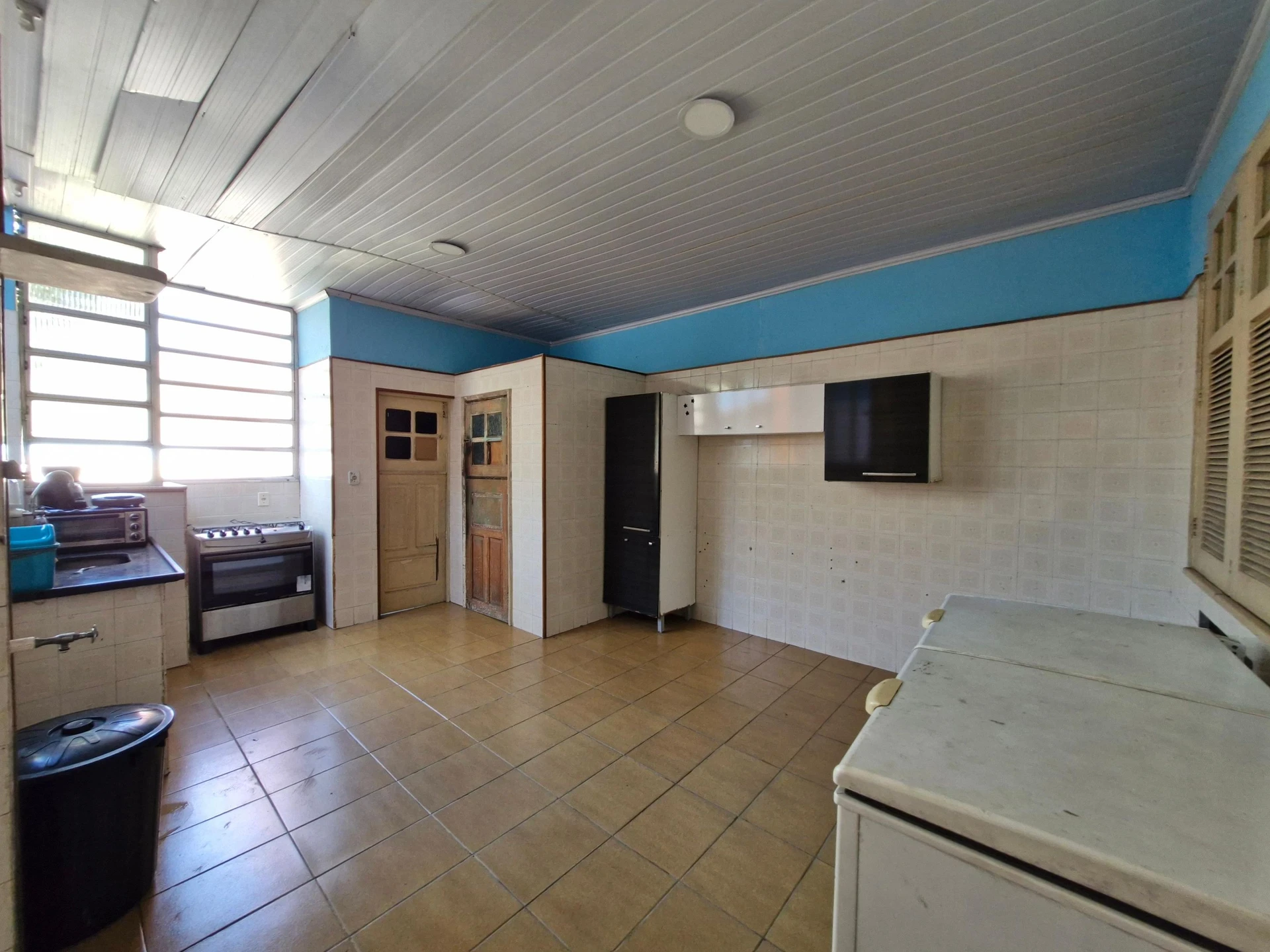 Furnished house with 3 bedrooms, balcony and private garden — photo 43