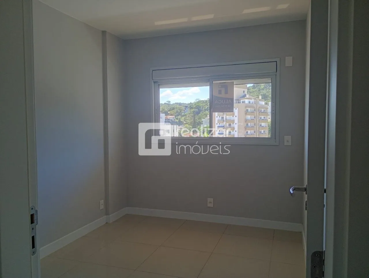 Mountain view in a 2-bedroom apartment, 75 m² — photo 3