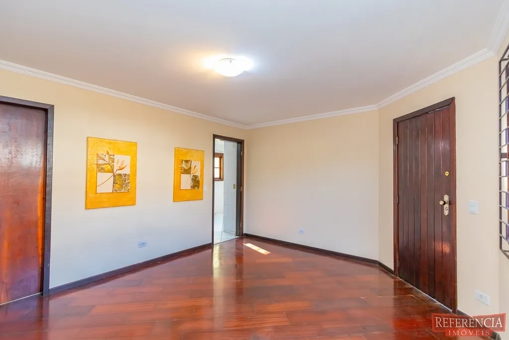 3-bedroom house with a home office — photo 4