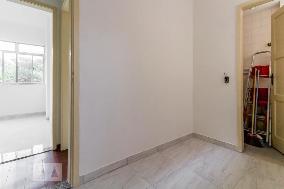 2-bedroom rental apartment with 1 bathroom and parking — photo 27