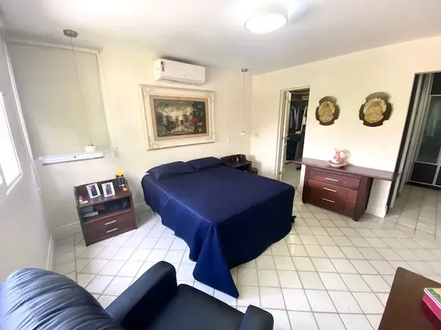 Casa com 4 dormitórios e 5 banheiros, com garagem — photo 15