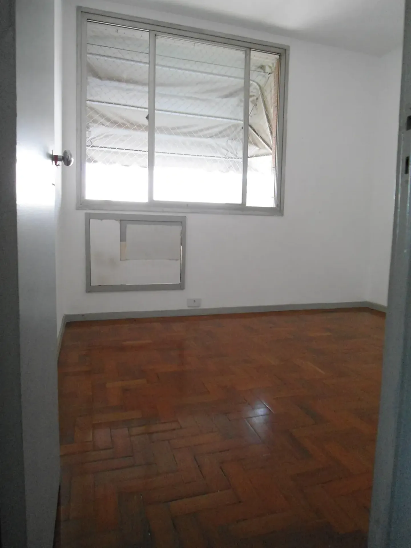 Apartamento com piso de madeira ou laminado, Tijuca — photo 3