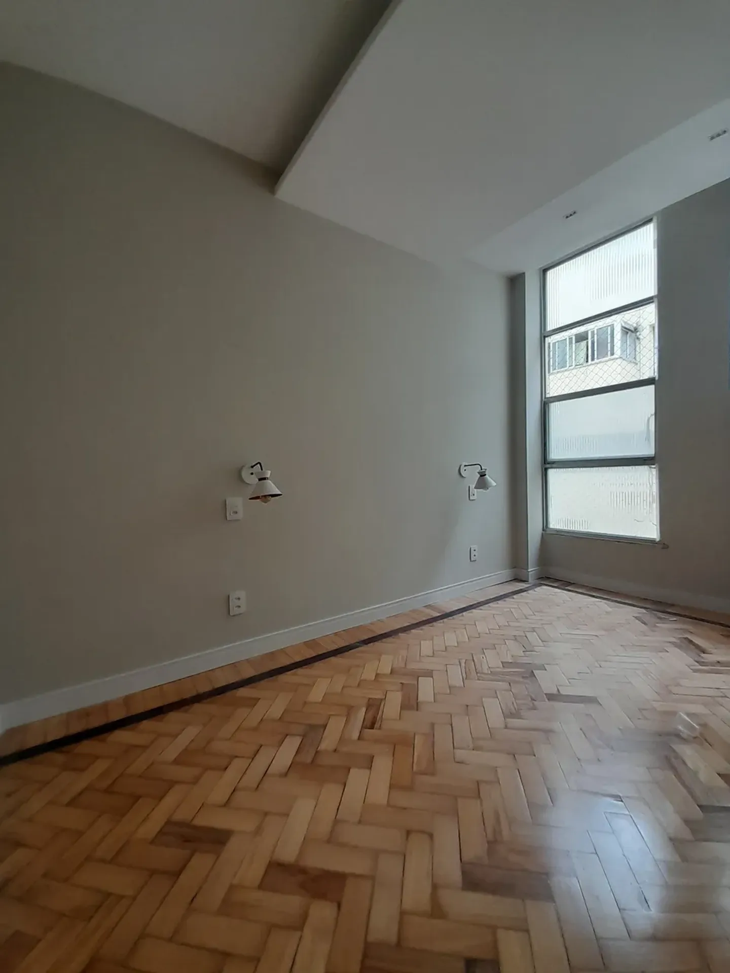2-bedroom apartment with a park view — photo 7