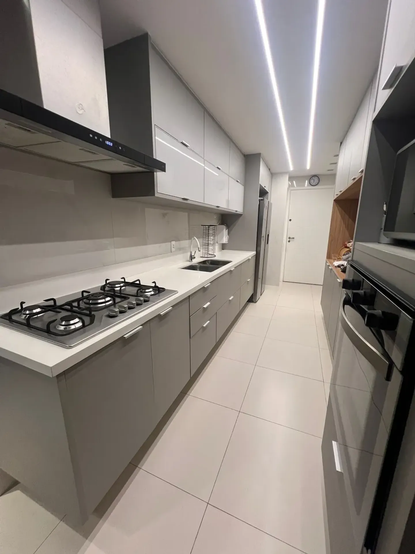 Apartamento mobiliado de 286 m² com 5 quartos e pets — photo 30