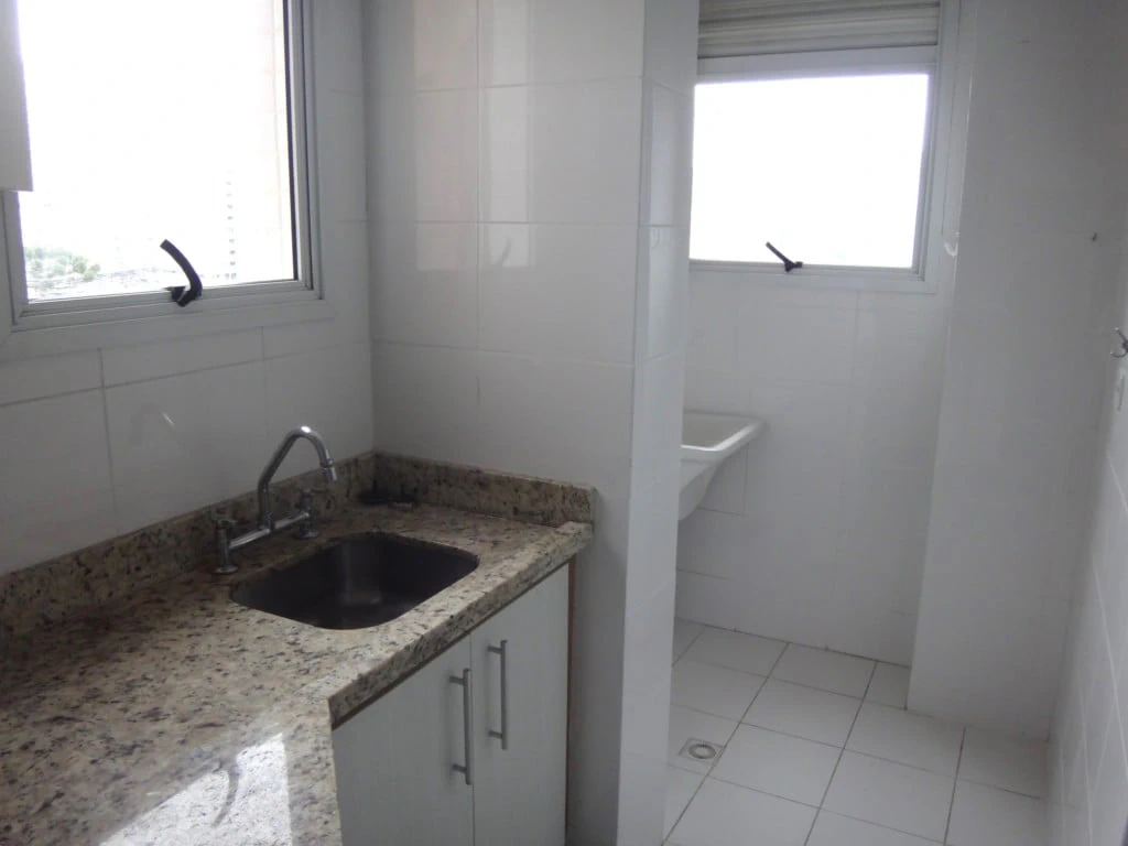 3-bedroom apartment in a building with a sauna — photo 5