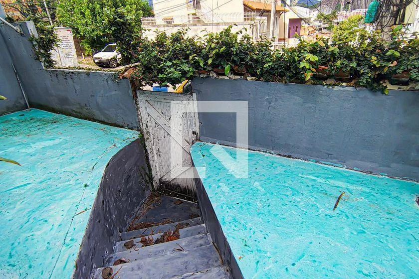 Duplex rental house with 6 bedrooms and 600 m² — photo 44