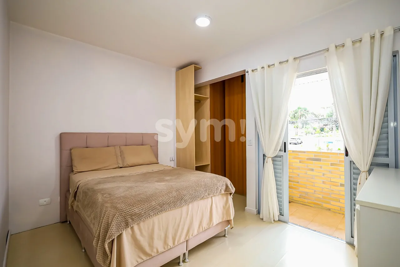 4-bedroom 180 m² house with 4 parking spaces — photo 17