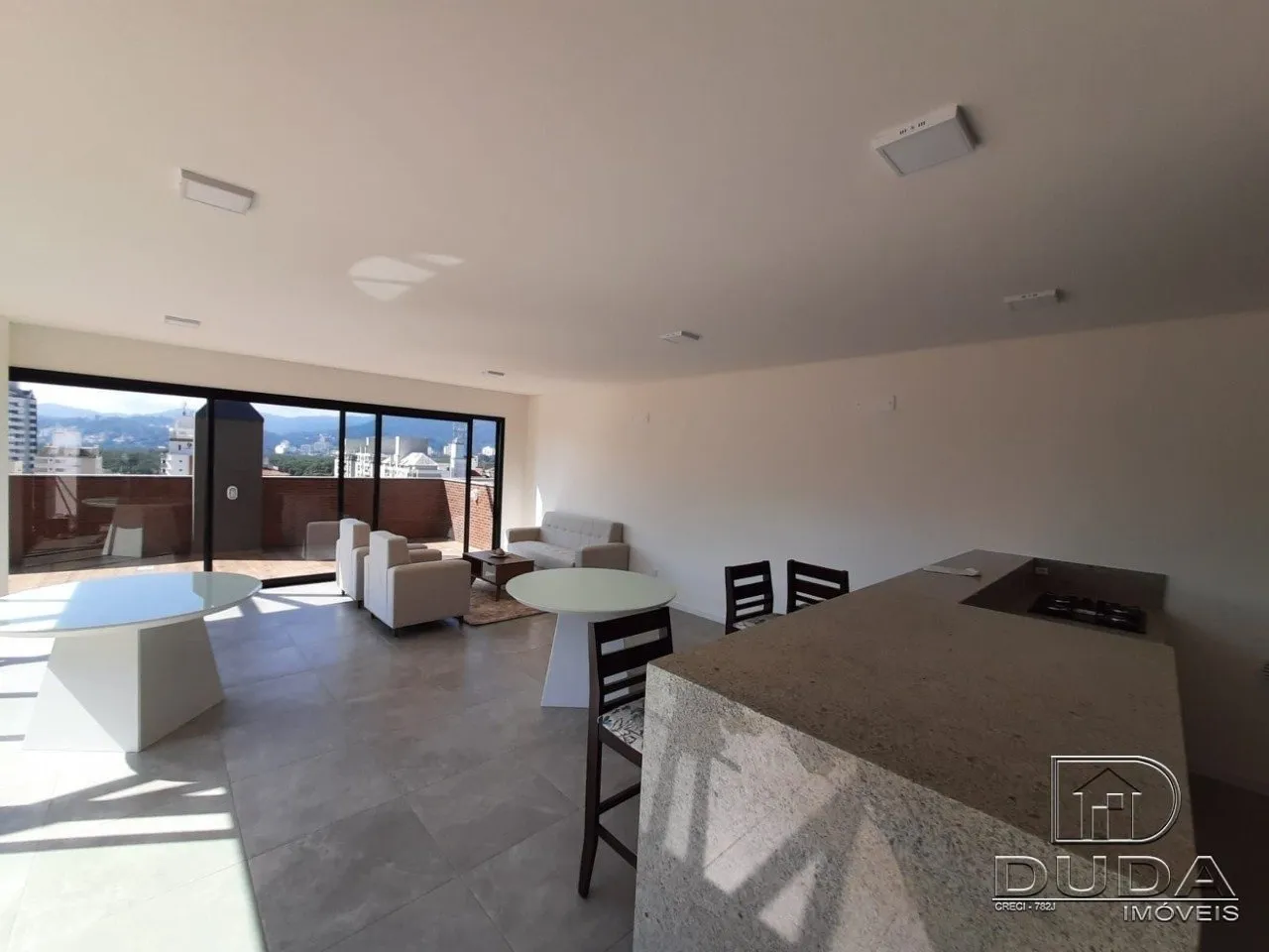 Меблированная студия 47 м² с 1 парковкой на 1 этаже — photo 8