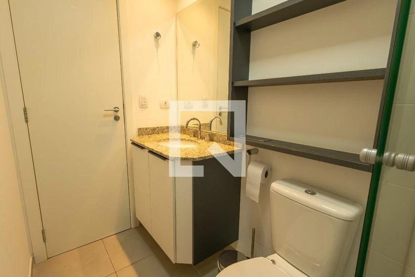 2-bedroom apartment with a park view — photo 2