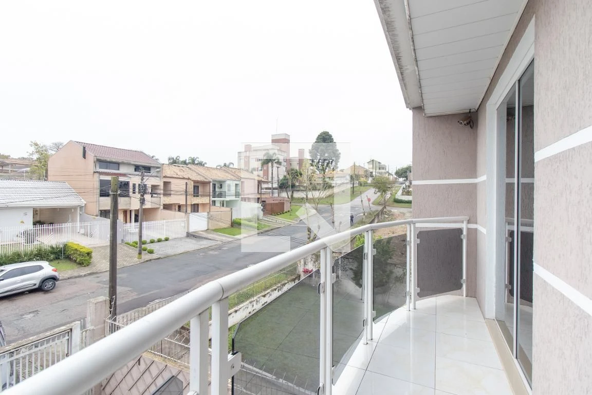 3-bedroom house with a private pool in Curitiba — photo 36