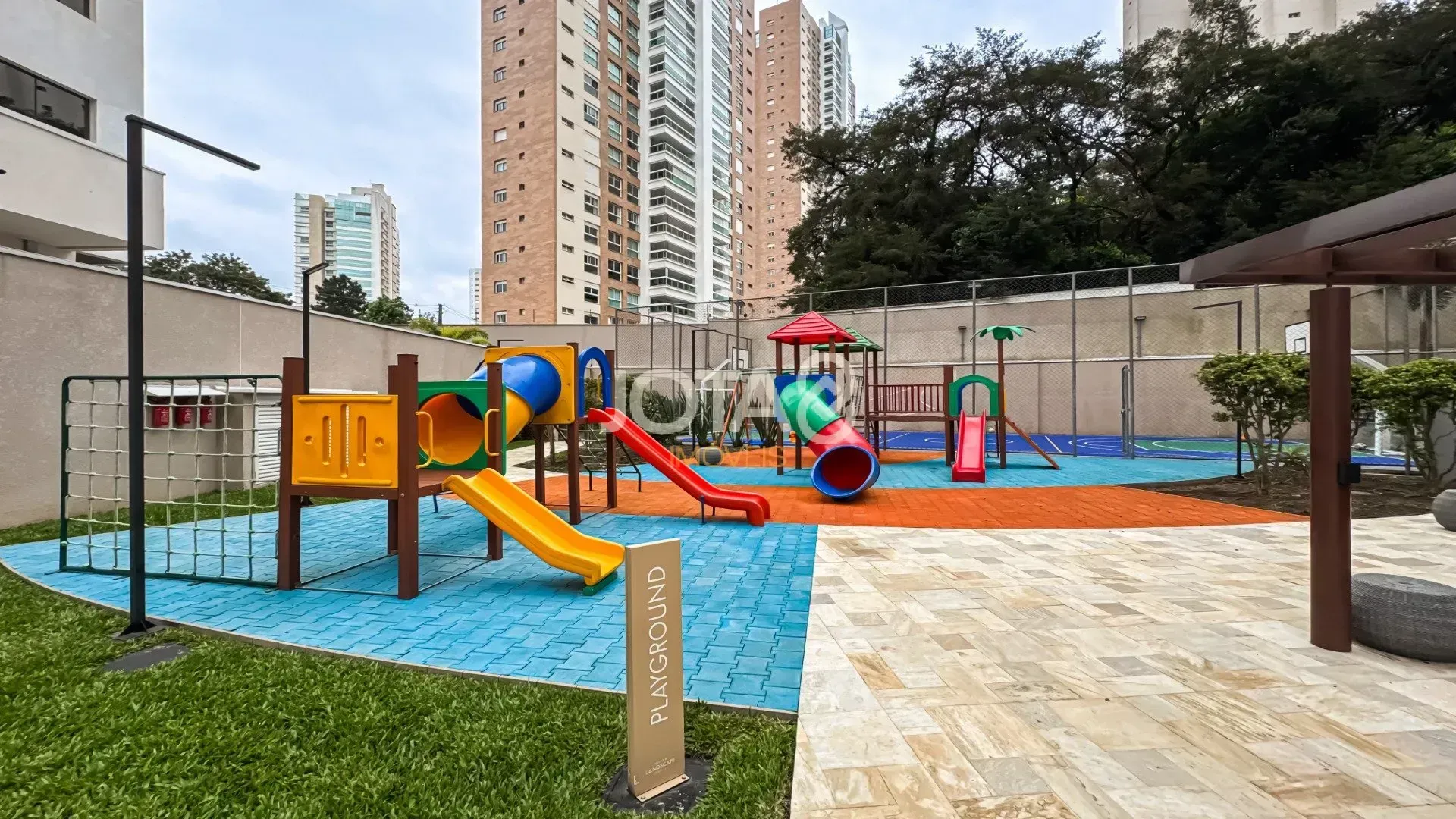 Apartamento de 462 m² com 4 suítes e 4 vagas — photo 35