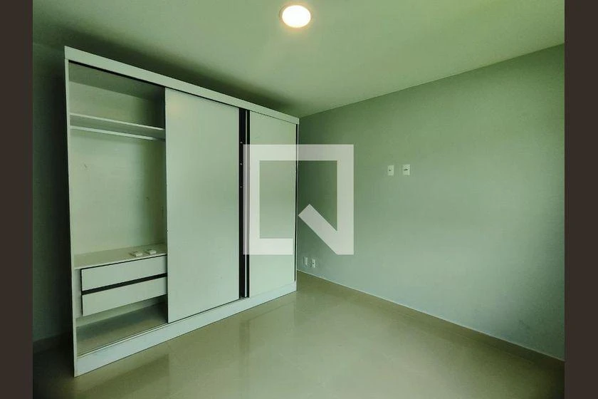 Rental apartment with 4 en-suite bedrooms and 350 m² — photo 30