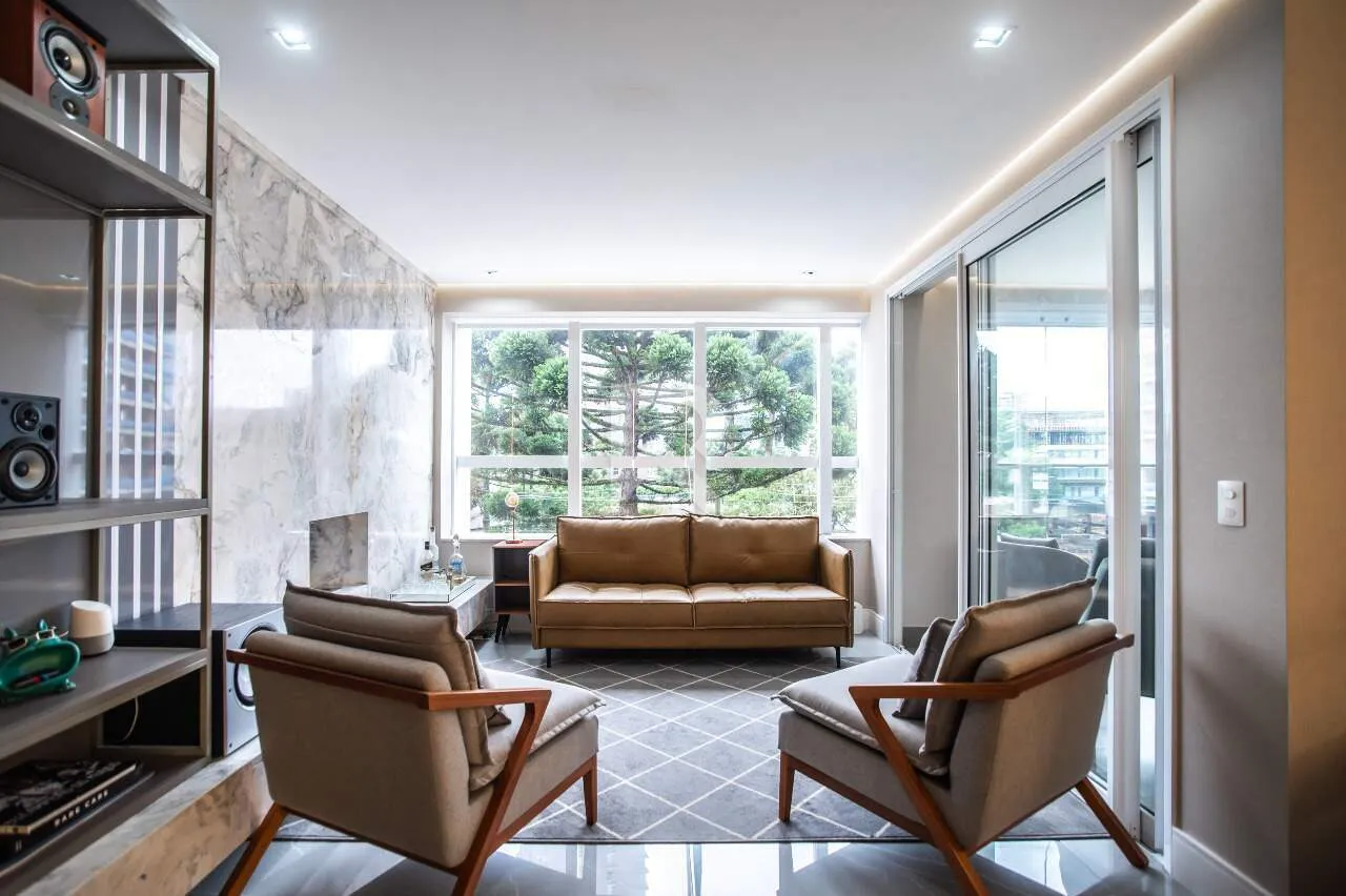 Furnished apartment with 4 en-suite bedrooms and 255 m²