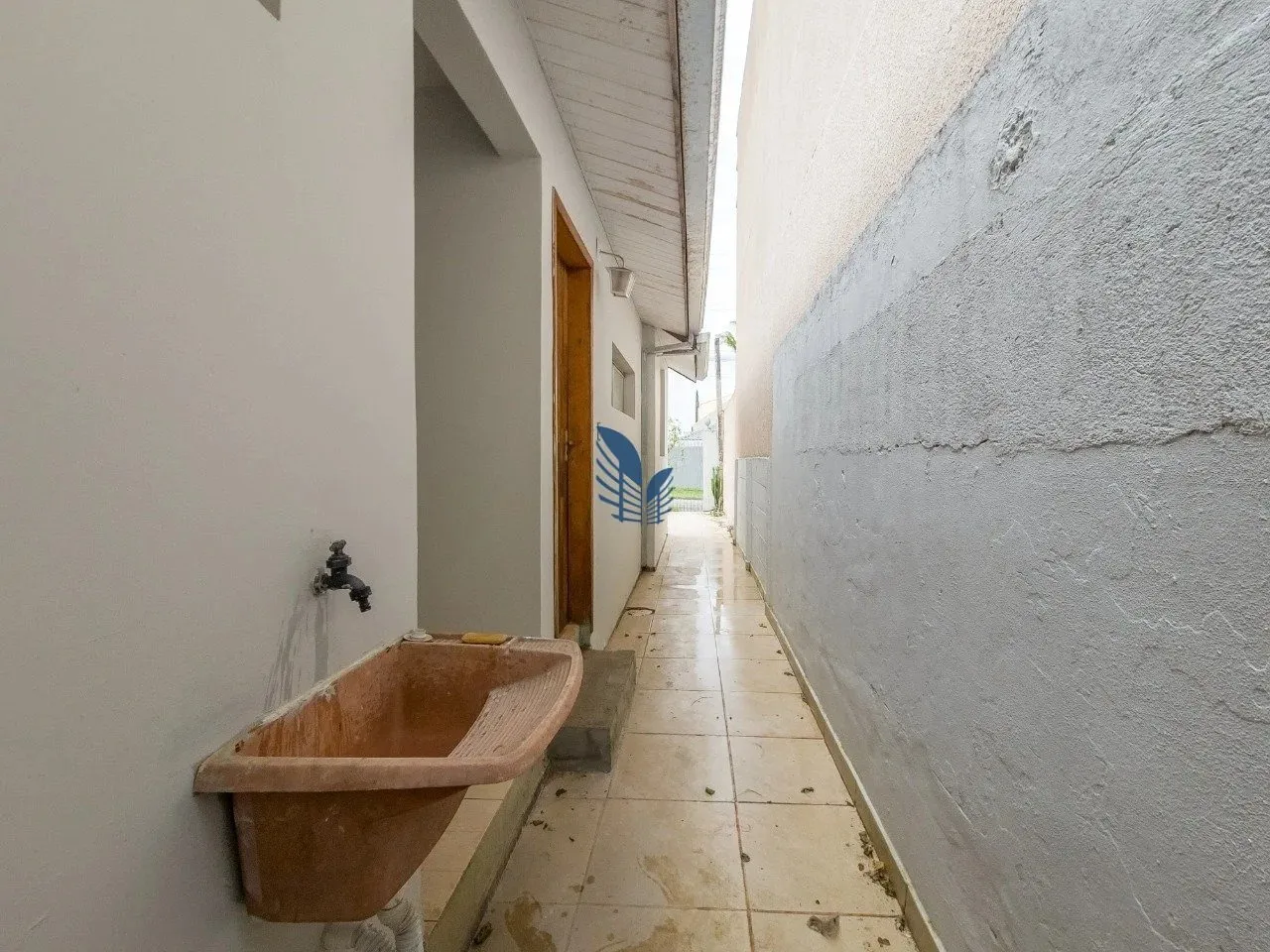 1-bedroom house with a private garden — photo 22