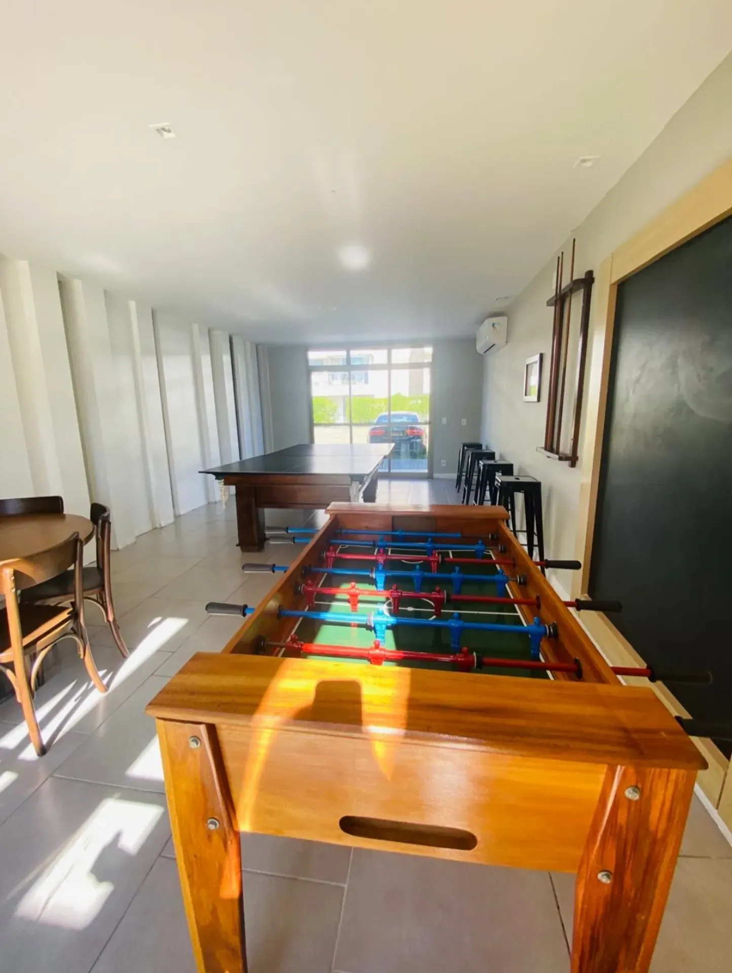 Mountain view in a 4-bedroom apartment, 142 m² — photo 43