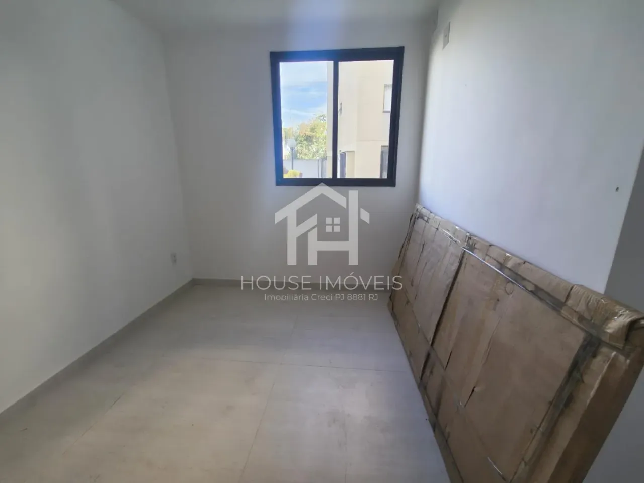 Unfurnished apartment with 2 bedrooms and 2 bathrooms — photo 13