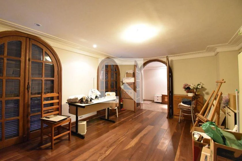 House with 5 bedrooms, gas stove and 650 m² — photo 27