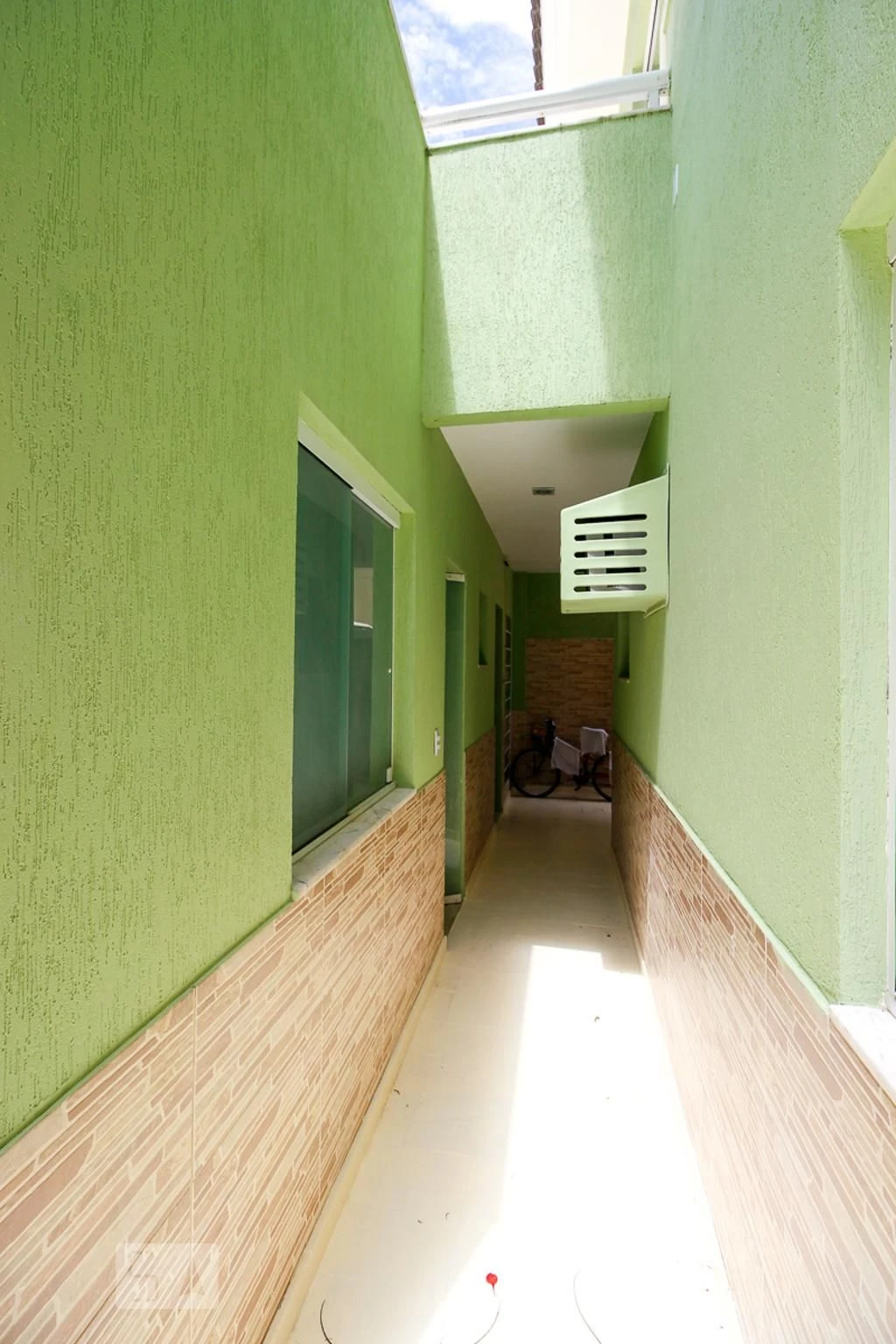 House with 5 bedrooms and 11 bathrooms plus 5 parking — photo 27